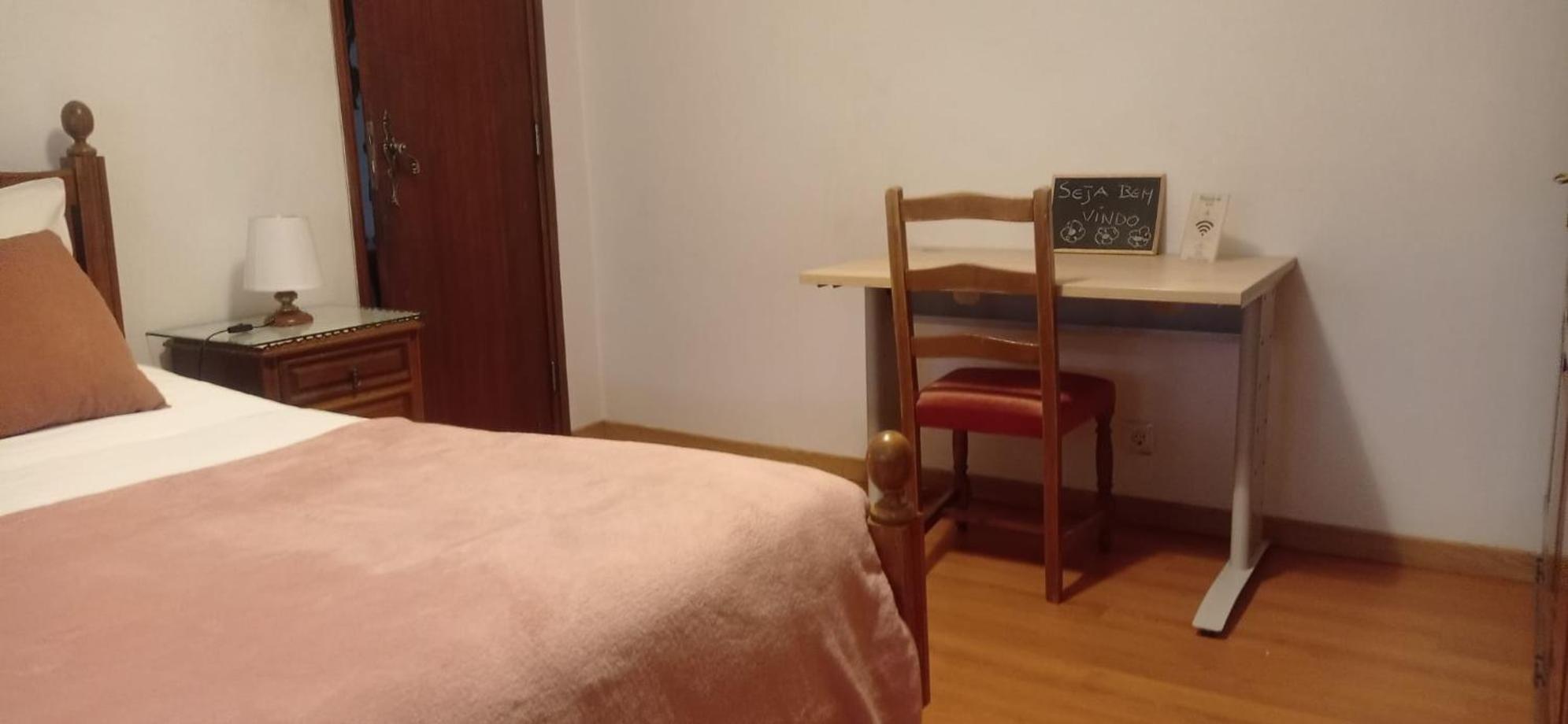 Homestay Local Os Maias *